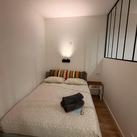 Charming In Montmartre Apartamento *